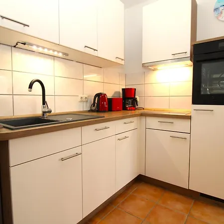 Haus Kühlung 8 Apartamento Ostseebad Kühlungsborn